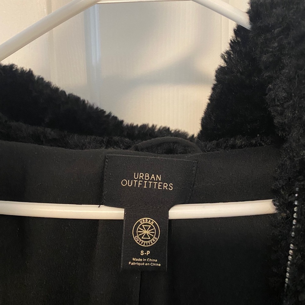 Fuzzy Jacket - Picture 5 of 5